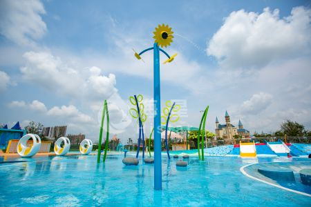  东丽郑州水上游乐设备-大型水上游乐园设备-室内水上儿童乐园设备