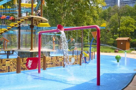  鹤壁水上乐园投资费用多少,水上游乐场设备是哪些,开发一个水上乐园要多少钱